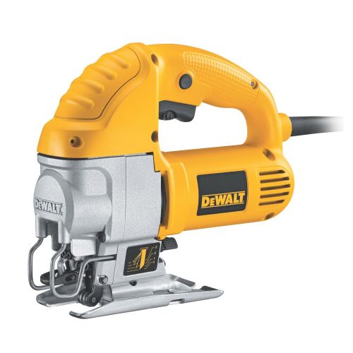 Sierra caladora 660W VV DW317 DeWalt